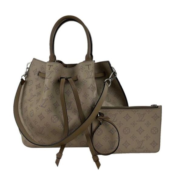 Louis Vuitton Galet Monogram Mahina Leather Girolata 2Way in Grey - Picture 2 of 13